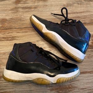 Nike Air Jordan 11 Space Jam 2016 size 10.5